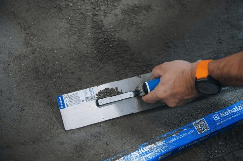 Rozsdamentes acél simító díszkavics felületekhez 405x80mm KUBALA